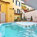 Center Hotel 3*
