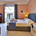 Center 3* Como
