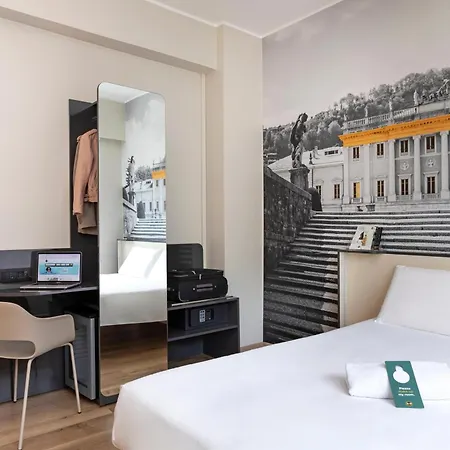 Center Hotel