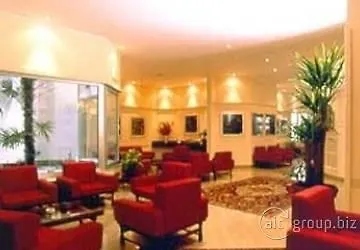 Center فندق 3*