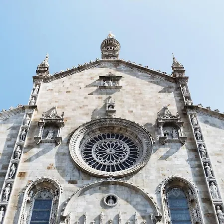 Center فندق كومو