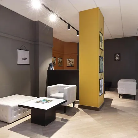 Hotel Center 3*