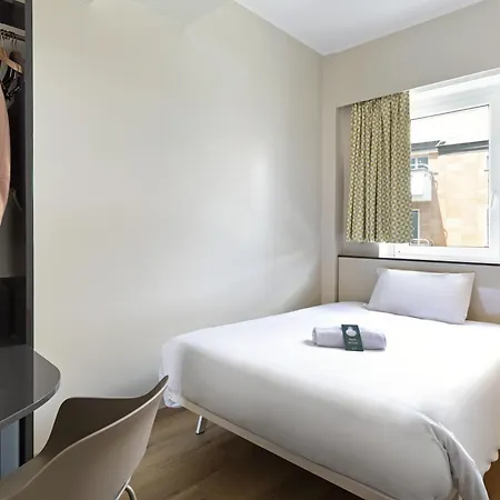 Center Hotel 3*
