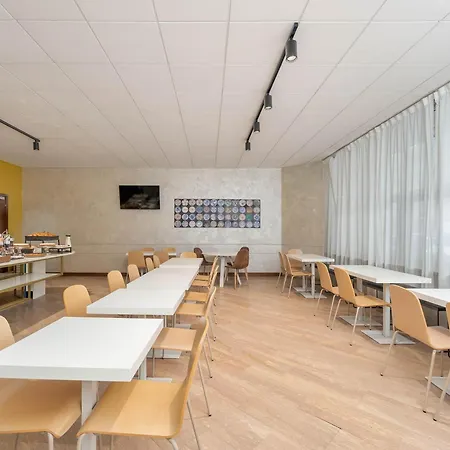 Center Côme