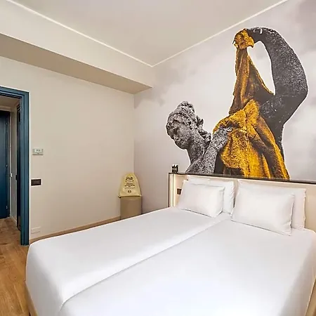 Center Hotel