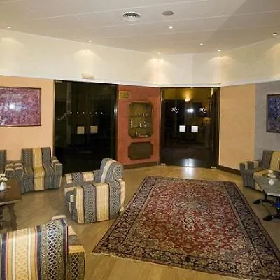 Center Комо