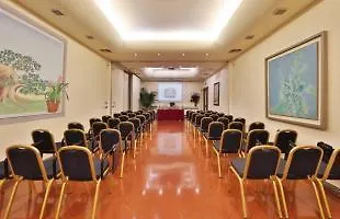 Center Отель Комо