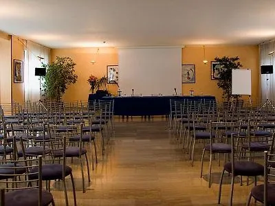 Отель Center 3*