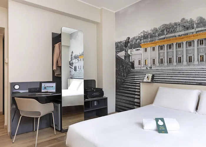 Hotel Center 3*