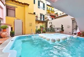 Center Hotel 3*