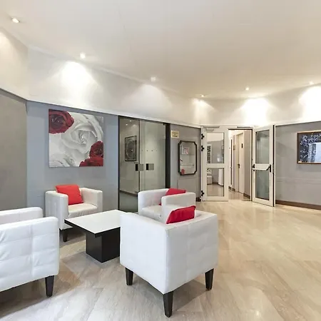 מלון Center